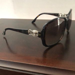 Gucci sunglasses!! Tortoise with crystal- like new
